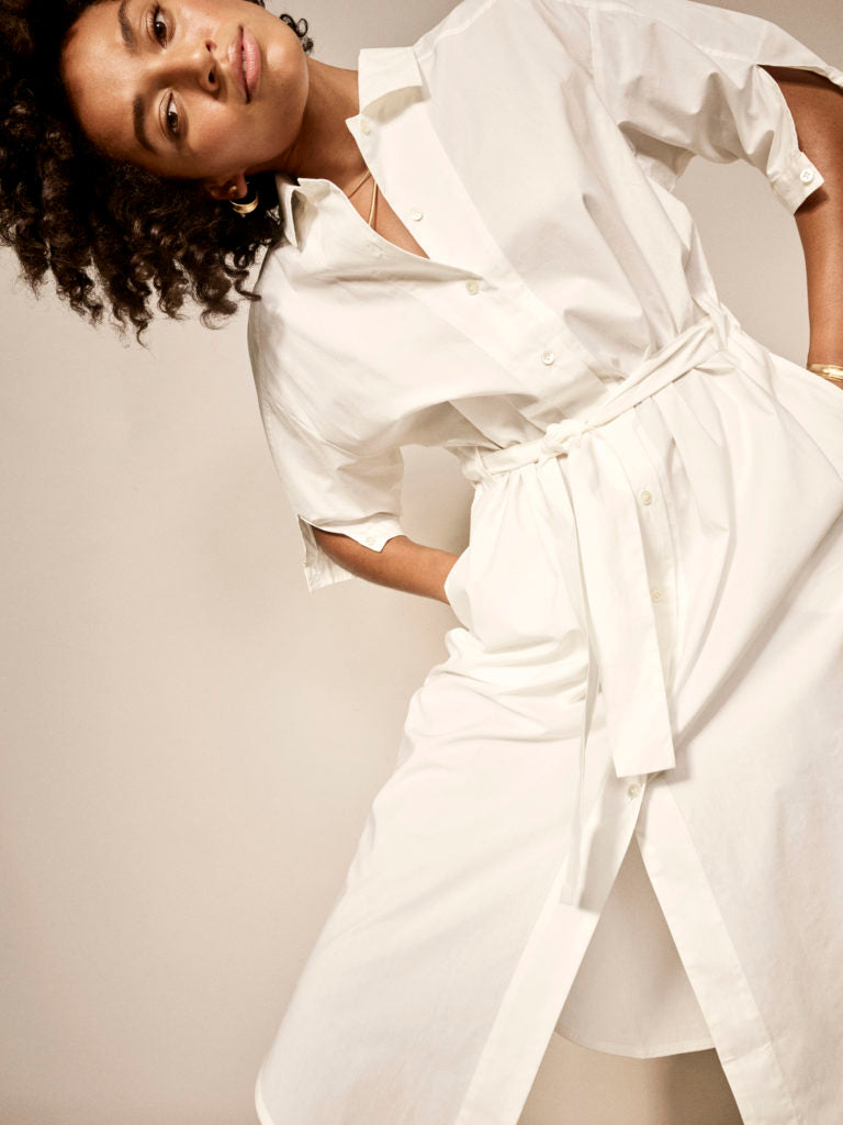EN SOMMAR I OFFWHITE