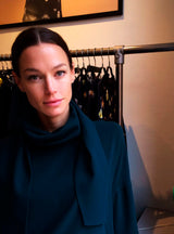 FRIDA BAKOM AHLVAR
