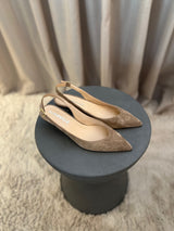 Silky heel slingback